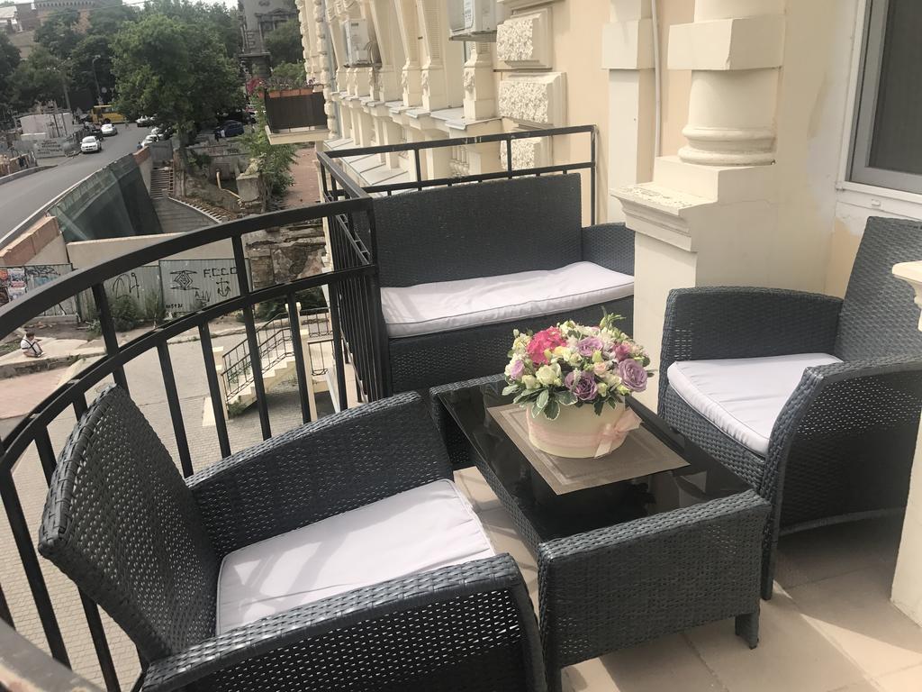 Apartment Bunina 8 Одеса Екстериор снимка